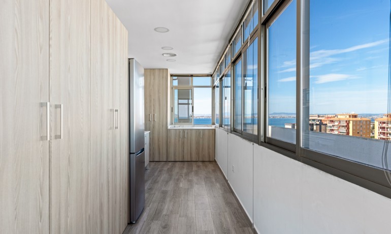 Revente - Appartement / Flat -
La Manga