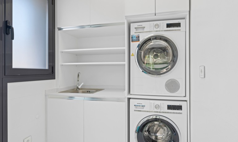 Herverkoop - Villa -
San Miguel - San Miguel Salinas