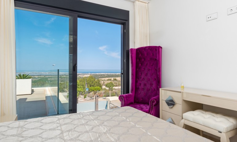 Herverkoop - Villa -
San Miguel - San Miguel Salinas