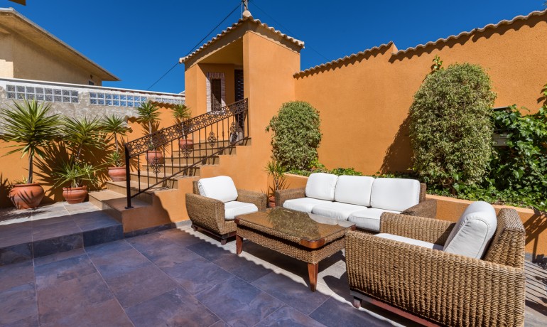 Herverkoop - Villa -
Ciudad Quesada - Rojales