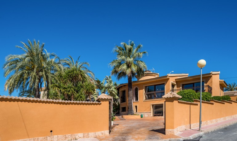 Herverkoop - Villa -
Ciudad Quesada - Rojales