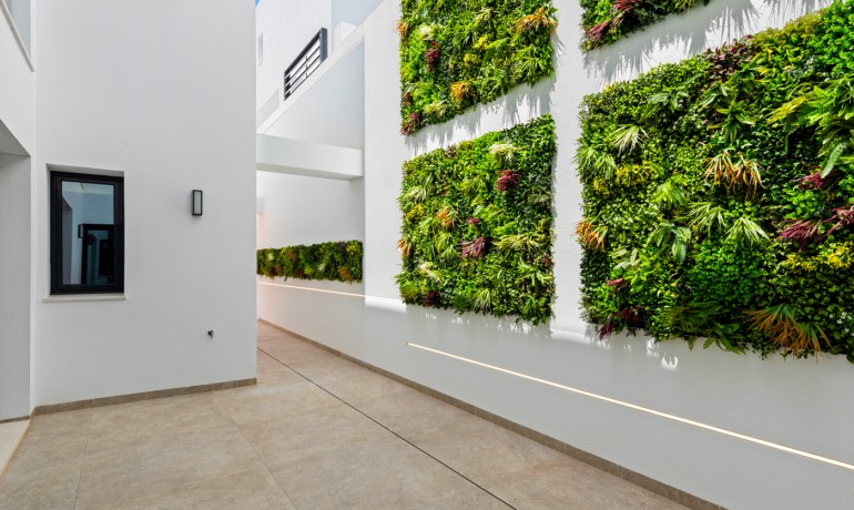 Herverkoop - Villa -
El Campello - El Amerador