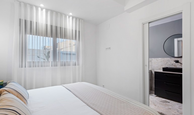 Herverkoop - Villa -
Torrevieja - El Chaparral