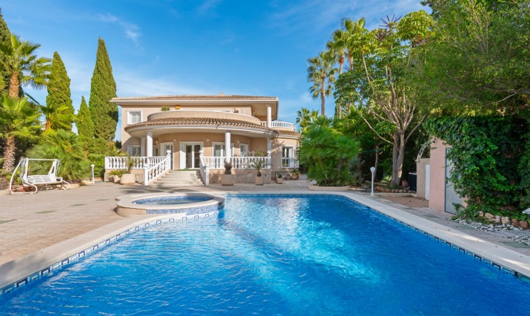 Herverkoop - Villa -
Ciudad Quesada - Rojales - Doña pepa