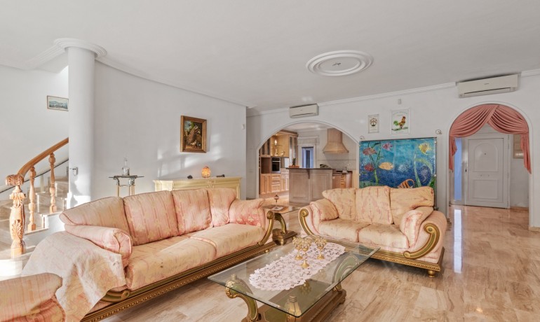 Herverkoop - Villa -
Ciudad Quesada - Rojales - Doña pepa