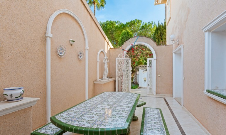 Herverkoop - Villa -
Ciudad Quesada - Rojales - Doña pepa