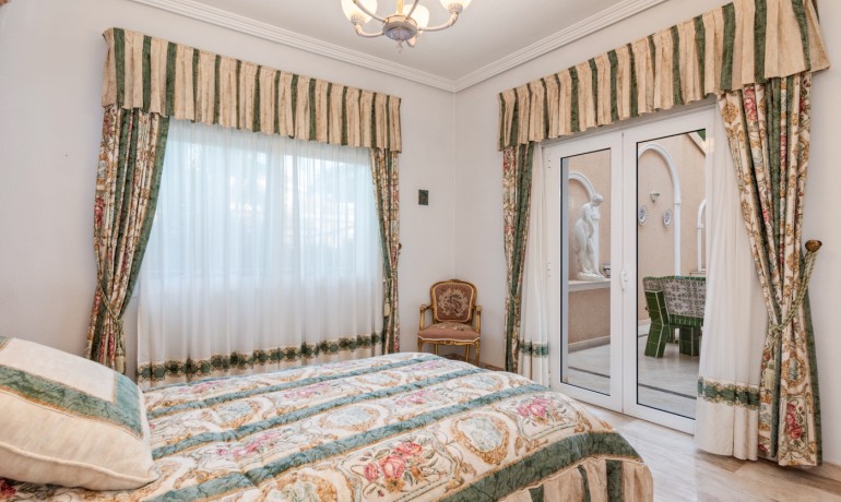 Herverkoop - Villa -
Ciudad Quesada - Rojales - Doña pepa