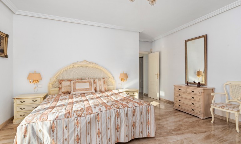 Herverkoop - Villa -
Ciudad Quesada - Rojales - Doña pepa