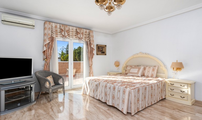 Herverkoop - Villa -
Ciudad Quesada - Rojales - Doña pepa