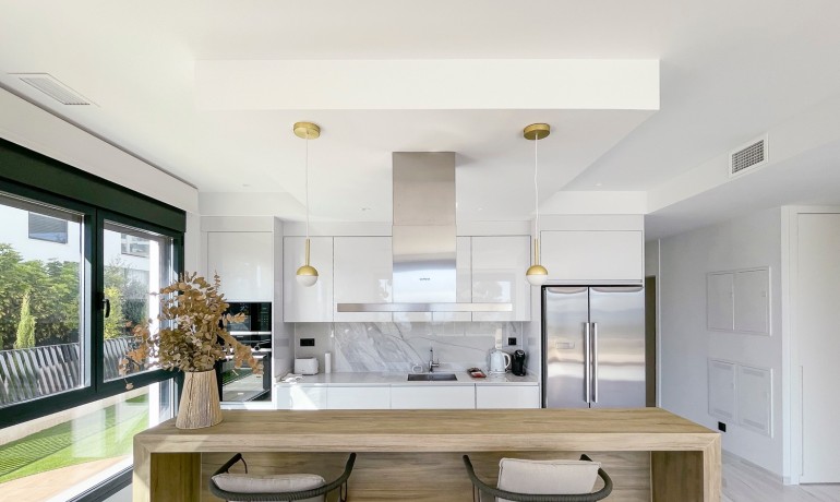 Sale - Apartment / Flat -
Villajoyosa - Playas Del Torres