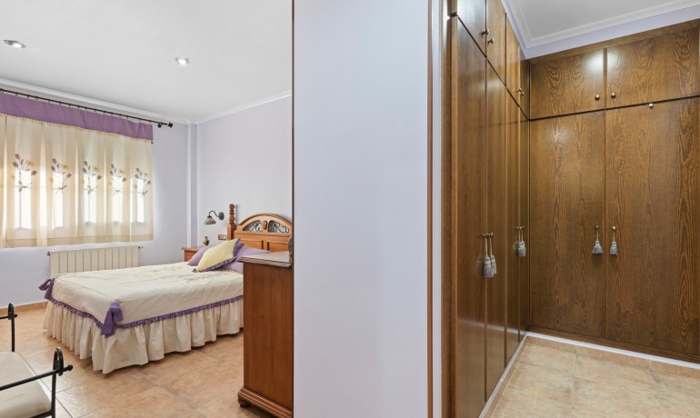 Herverkoop - Finca / Landgoed -
Beniel - Carretera de Beniel