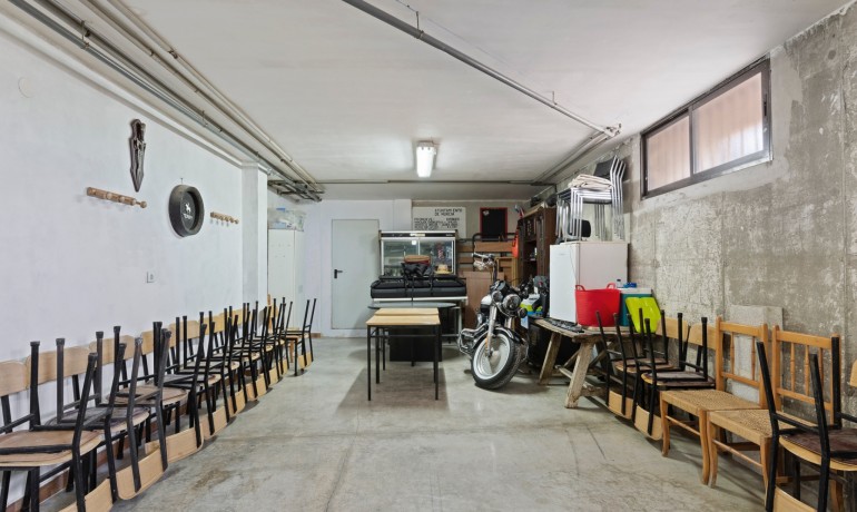 Herverkoop - Finca / Landgoed -
Beniel - Carretera de Beniel