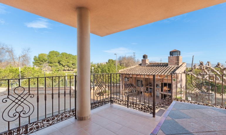 Herverkoop - Finca / Landgoed -
Beniel - Carretera de Beniel