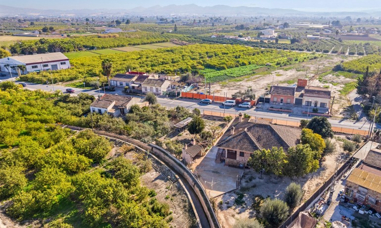 Herverkoop - Finca / Landgoed -
Beniel - Carretera de Beniel