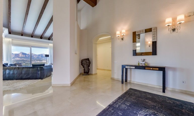 Herverkoop - Villa -
Altea - Sierra de Altea