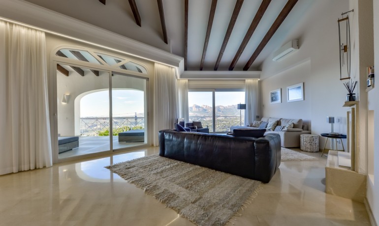 Herverkoop - Villa -
Altea - Sierra de Altea