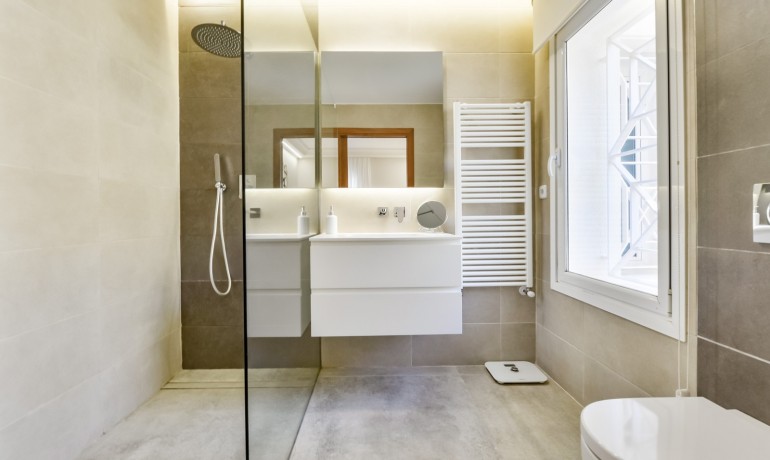 Herverkoop - Villa -
Altea - Sierra de Altea