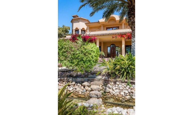 Herverkoop - Villa -
Elche/Elx