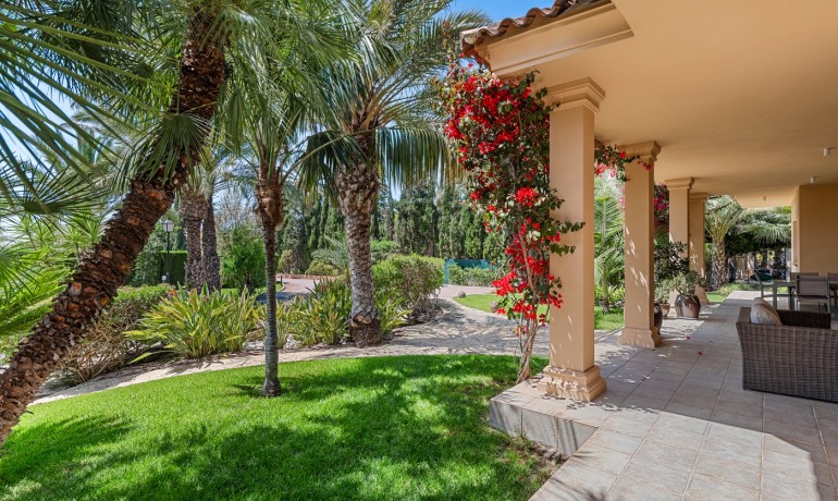 Herverkoop - Villa -
Elche/Elx