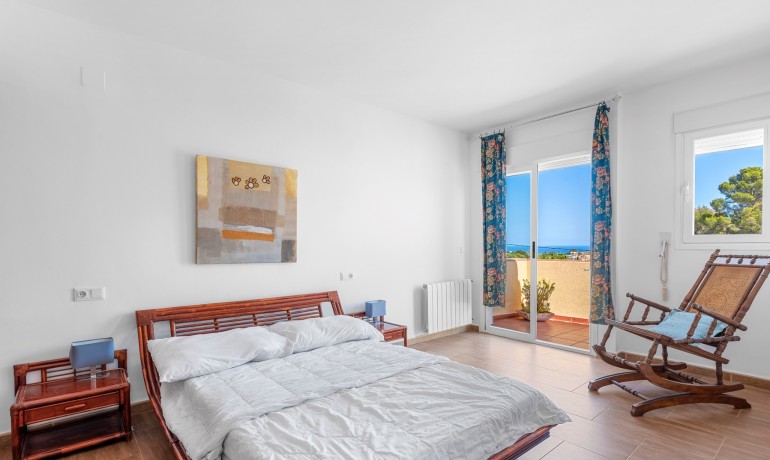 Revente - Villa -
Alfas del Pi