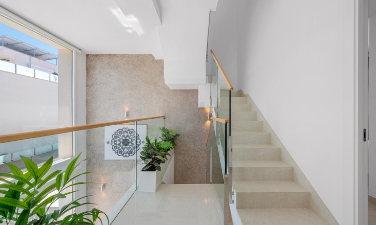 Herverkoop - Villa -
Ciudad Quesada - Rojales