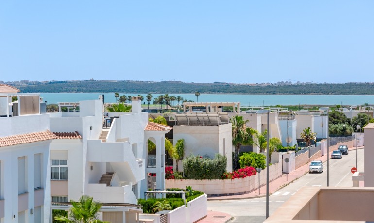 Herverkoop - Villa -
Ciudad Quesada - Rojales