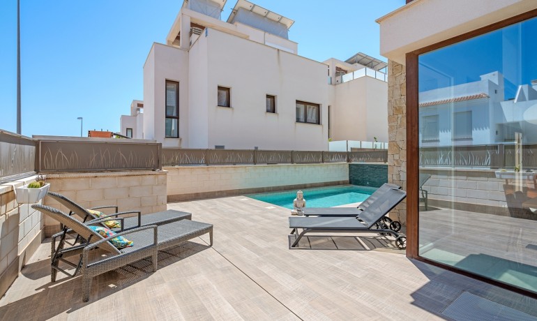 Herverkoop - Villa -
Ciudad Quesada - Rojales