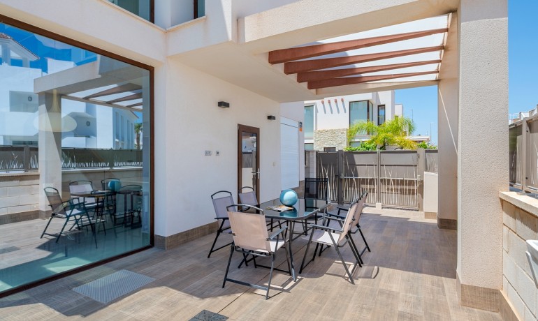 Herverkoop - Villa -
Ciudad Quesada - Rojales