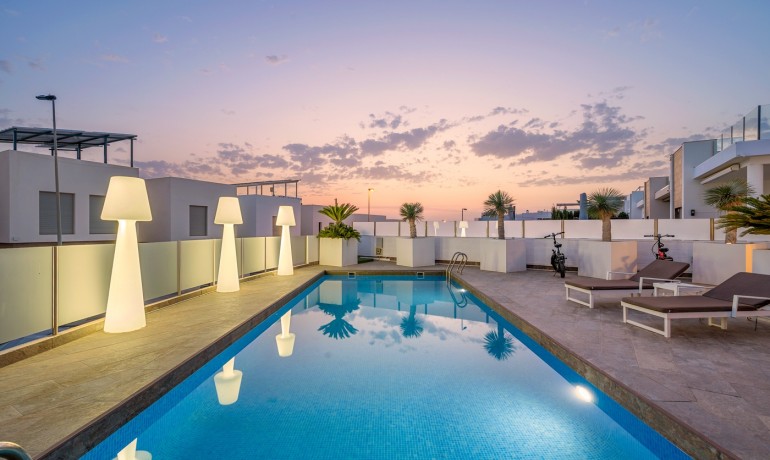 Sale - Villa -
Orihuela Costa - Villamartin