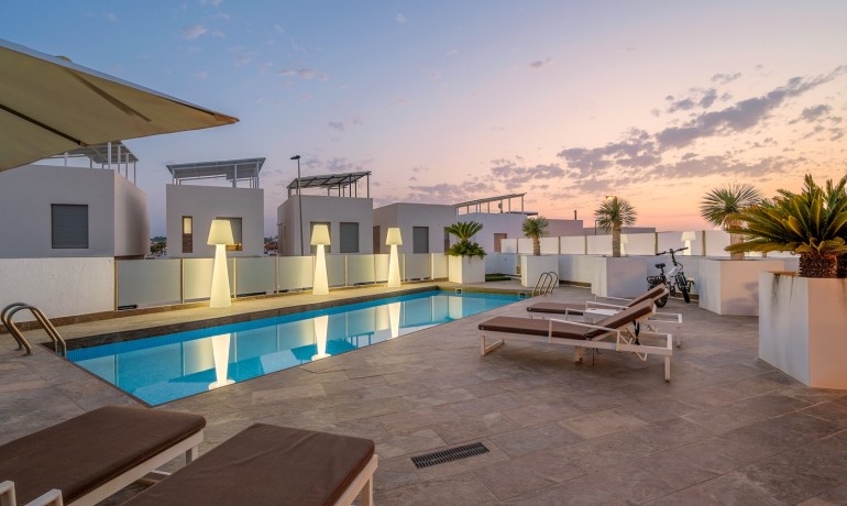 Sale - Villa -
Orihuela Costa - Villamartin