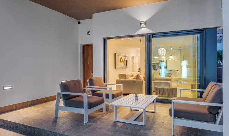 Sale - Villa -
Orihuela Costa - Villamartin