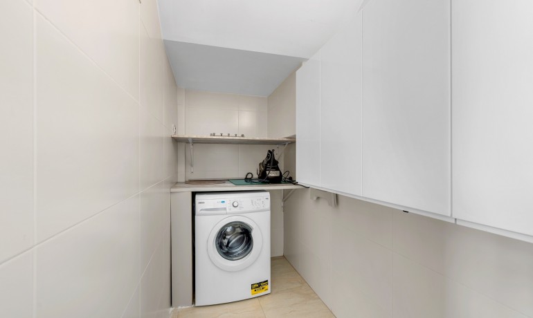 Sale - Villa -
Orihuela Costa - Villamartin