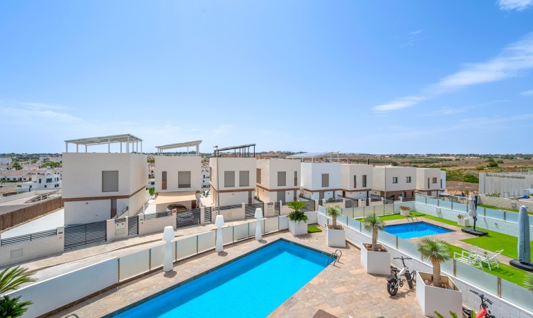 Sale - Villa -
Orihuela Costa - Villamartin