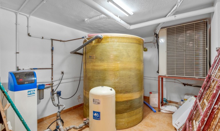 Venta - Villa -
Torrevieja