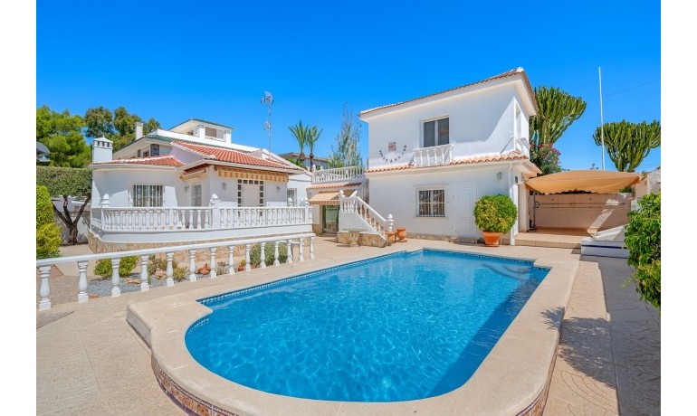 Herverkoop - Villa -
Ciudad Quesada - Rojales