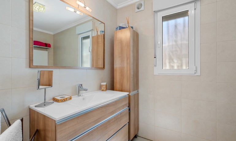 Herverkoop - Villa -
Ciudad Quesada - Rojales