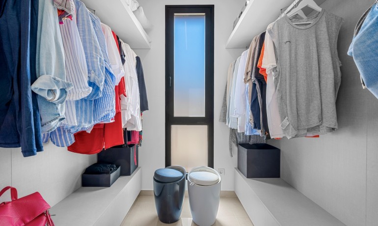 Herverkoop - Villa -
Guardamar del Segura - Guardamar del Segura - Town