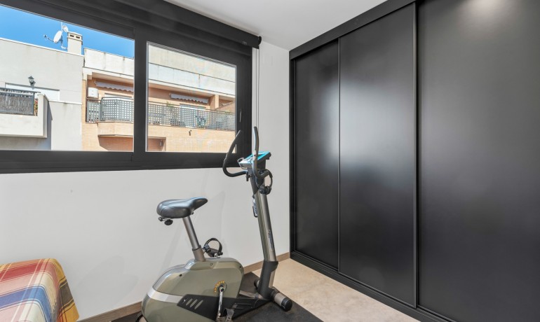 Sale - Apartment / Flat -
Formentera del Segura - Formentera - Village