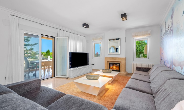 Herverkoop - Villa -
Benissa