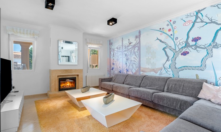 Herverkoop - Villa -
Benissa