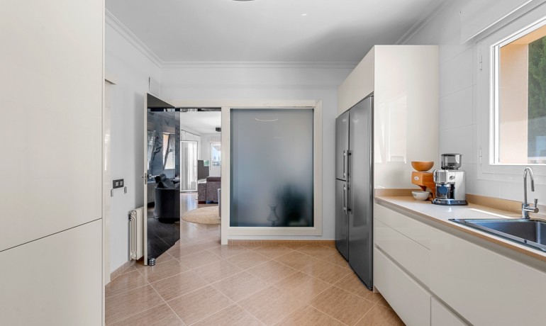 Herverkoop - Villa -
Benissa