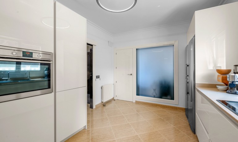 Herverkoop - Villa -
Benissa