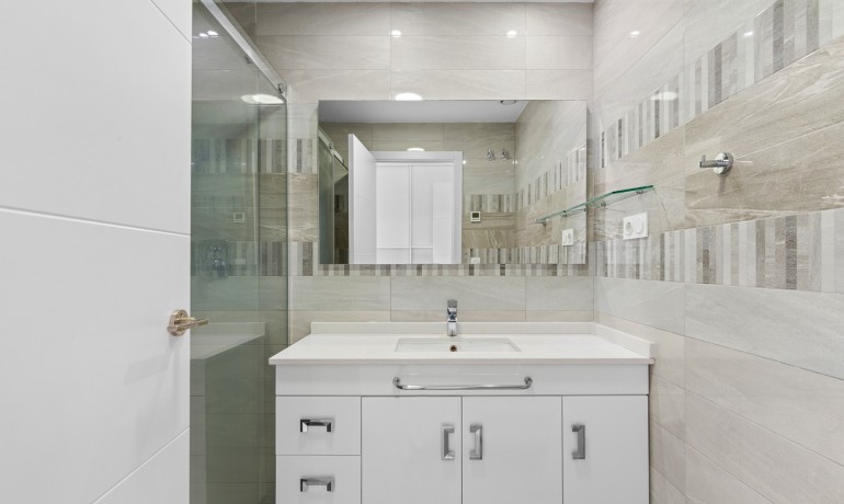 Herverkoop - Appartement / Flat -
Orihuela Costa - Punta Prima