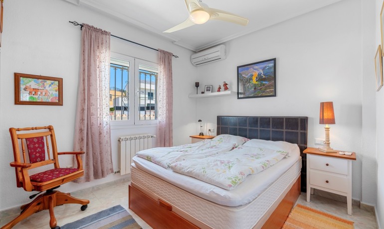 Herverkoop - Villa -
Ciudad Quesada - Rojales