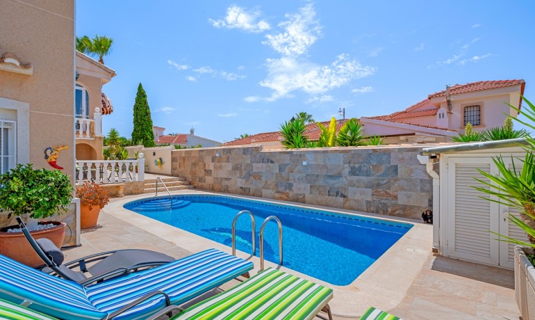 Herverkoop - Villa -
Ciudad Quesada - Rojales