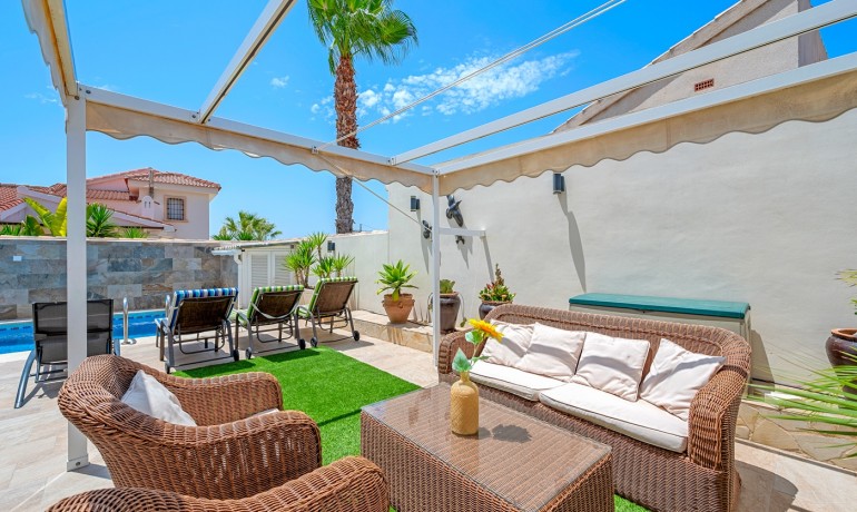 Herverkoop - Villa -
Ciudad Quesada - Rojales