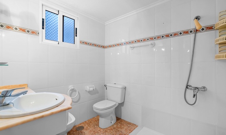 Sale - Apartment / Flat -
Torrevieja