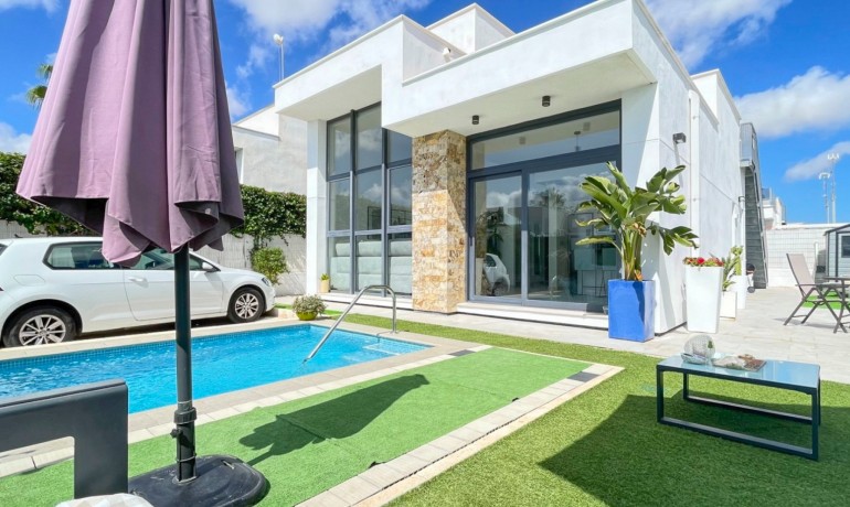 Herverkoop - Villa -
Ciudad Quesada - Rojales - Rojales