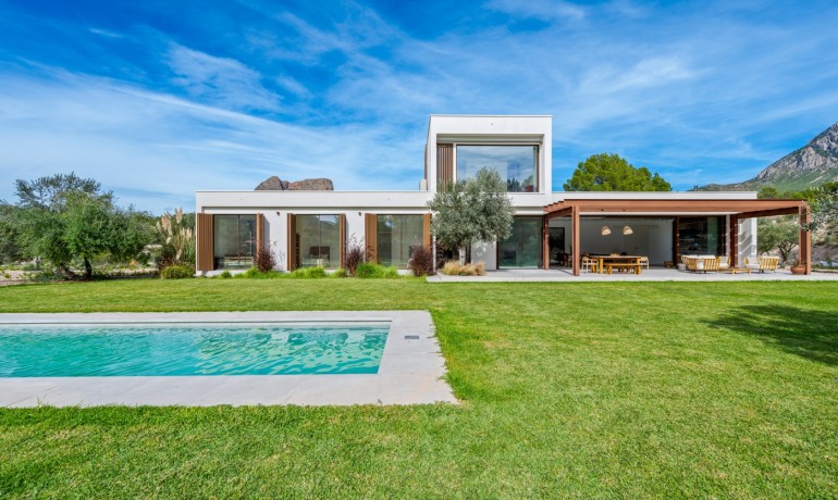 Venta - Villa -
Finestrat