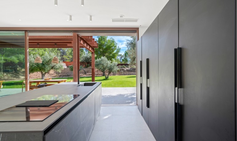 Venta - Villa -
Finestrat